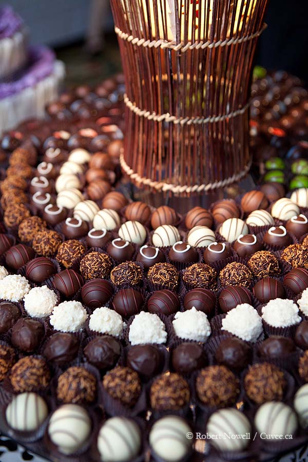 © Cuvee 2013 / Robert Nowell, Cuvée, Niagara, Ontario, Canada, Craft Beer, keg, en Route, European pastries, Black Lager, wineries, icewine, Fallsview Casino Resort