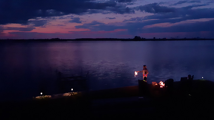 Iain Shankland, www.TravelBloggers.ca, www.Road-Test.org