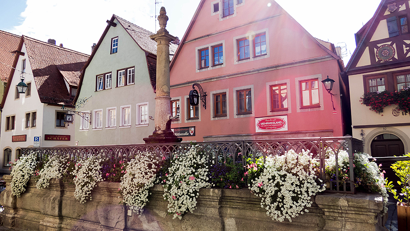 Rothenburg ob der Tauber, TravelBloggers.ca, Iain Shankland, Gail Shankland