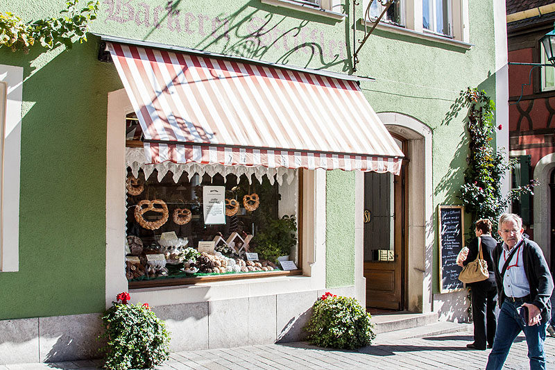 Rothenburg ob der Tauber, Germany - TravelBloggers.ca, Iain Shankland, Gail Shankland