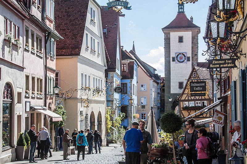 Rothenburg ob der Tauber, Germany - TravelBloggers.ca, Iain Shankland, Gail Shankland