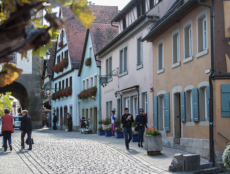 Rothenburg ob der Tauber, Germany - TravelBloggers.ca, Iain Shankland, Gail Shankland