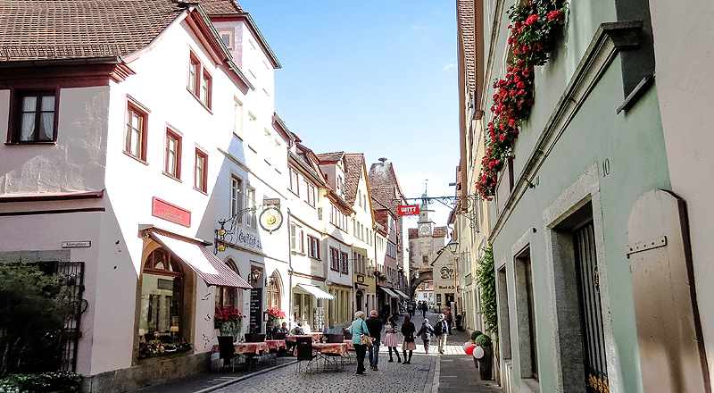 Rothenburg ob der Tauber, TravelBloggers.ca, Iain Shankland, Gail Shankland