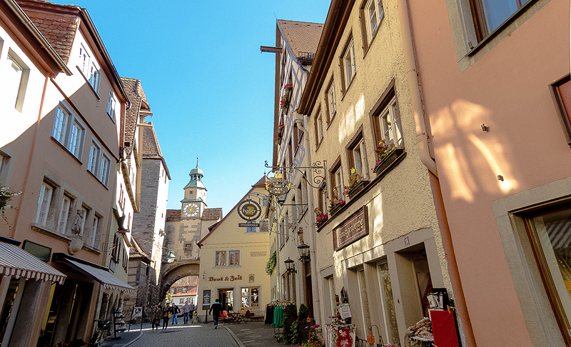 Rothenburg ob der Tauber, TravelBloggers.ca, Iain Shankland, Gail Shankland