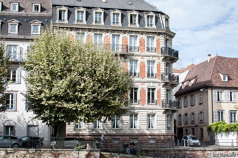 Notre-Dame Cathedral, Cathédrale Notre-Dame-de-Strasbourg area, TravelBloggers.ca, Iain Shankland