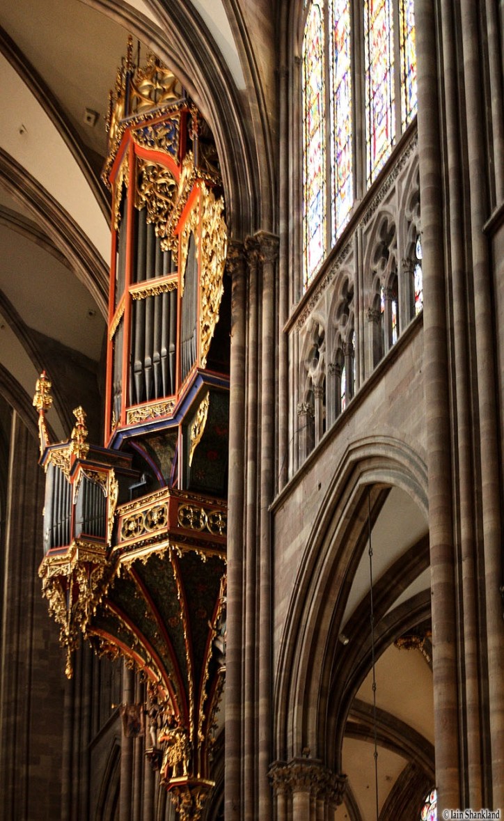 Notre-Dame Cathedral, Cathédrale Notre-Dame-de-Strasbourg area, TravelBloggers.ca, Iain Shankland