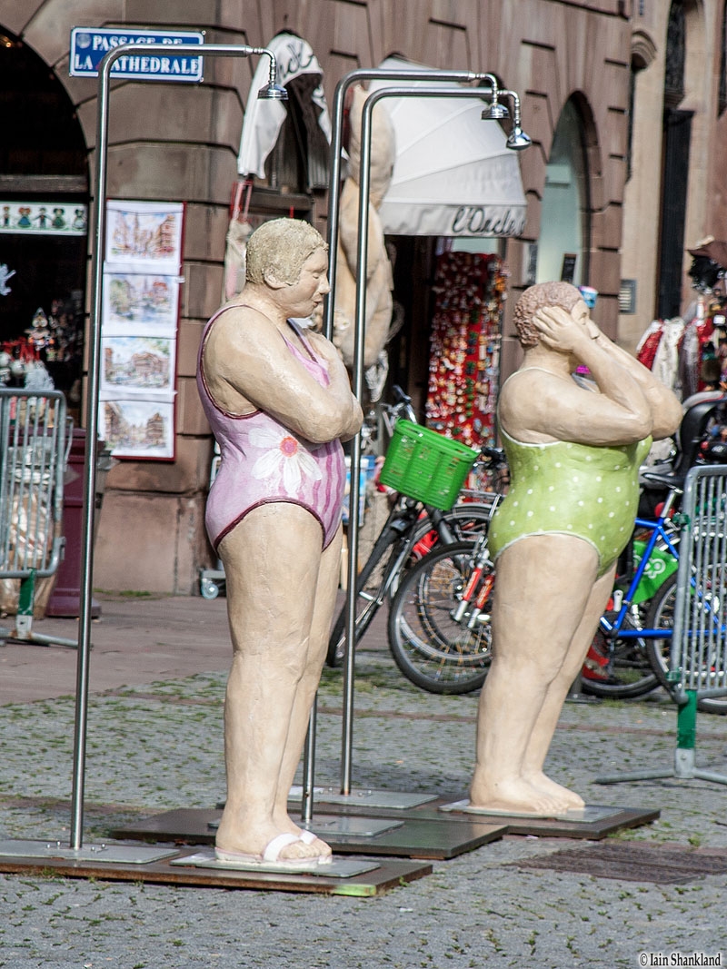 Notre-Dame Cathedral, Cathédrale Notre-Dame-de-Strasbourg area, TravelBloggers.ca, Iain Shankland
