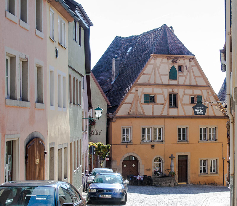 Rothenburg ob der Tauber, Germany - TravelBloggers.ca, Iain Shankland, Gail Shankland
