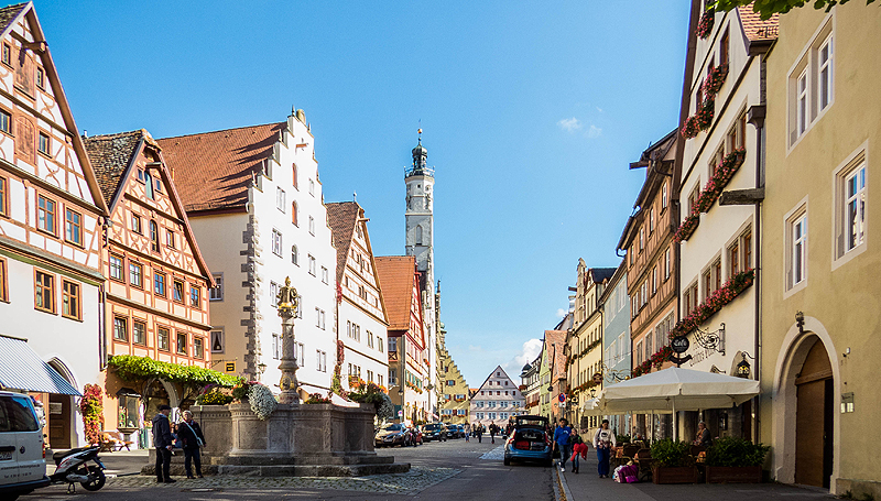 Rothenburg ob der Tauber, Germany - TravelBloggers.ca, Iain Shankland, Gail Shankland