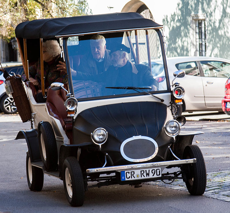 Rothenburg ob der Tauber, Germany - TravelBloggers.ca, Iain Shankland, Gail Shankland