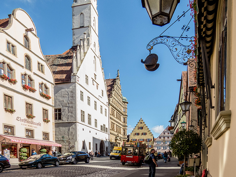 Rothenburg ob der Tauber, Germany - TravelBloggers.ca, Iain Shankland, Gail Shankland