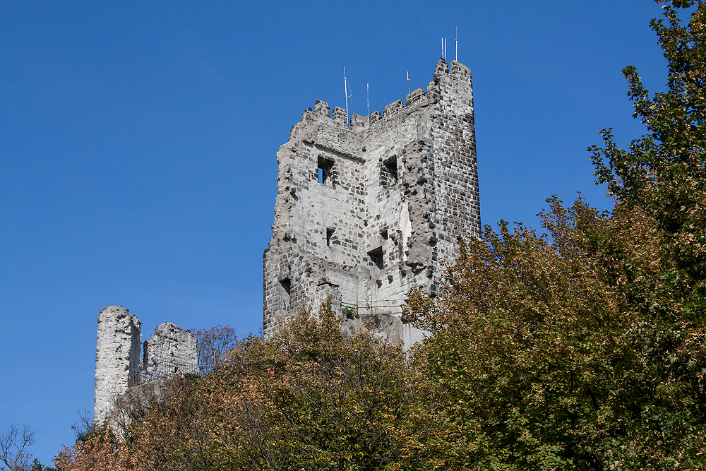 Schloss Drachenburg, Drachenburg Castle, Koenigswinter‎, Königswinter, Drachenfels Castle (Schloss), Drachenfelsbahn, TravelBloggers.ca, Iain Shankland, Gail Shankland