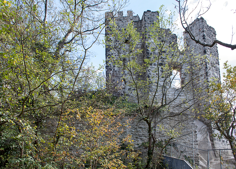 Schloss Drachenburg, Drachenburg Castle, Koenigswinter‎, Königswinter, Drachenfels Castle (Schloss), Drachenfelsbahn, TravelBloggers.ca, Iain Shankland, Gail Shankland