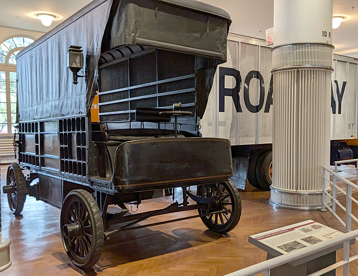 Henry Ford Museum of American Innovation, Iain Shankland, Gail Shankland, TravelBloggers.ca