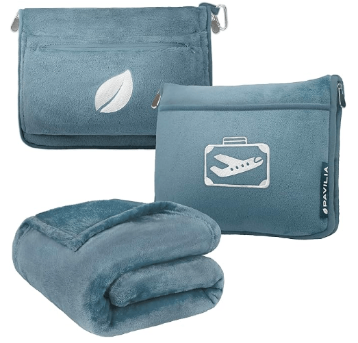 12 clever hacks to make flying economy comfortable, TravelBloggers.ca, Iain Shankland