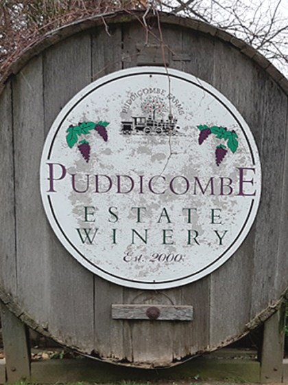 Puddicombe Farms on Highway 8, Niagara. TravelBloggers.ca, Iain Shankland