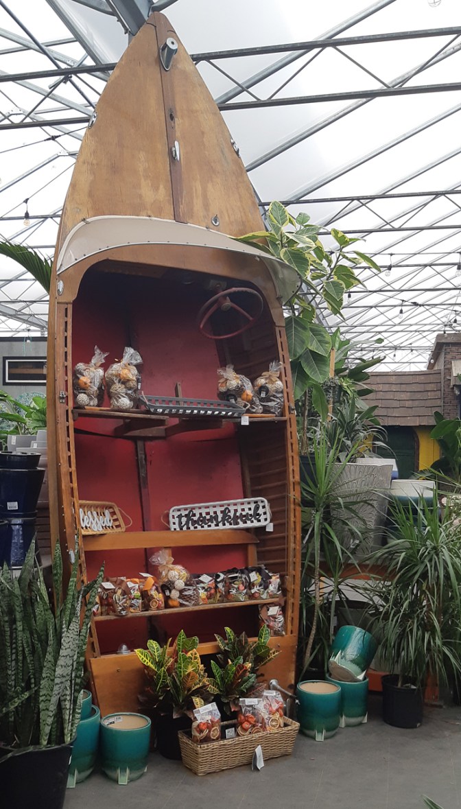 The Watering Can on Highway 8, Niagara. TravelBloggers.ca, Iain Shankland