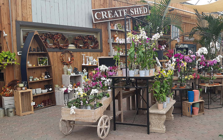 The Watering Can on Highway 8, Niagara. TravelBloggers.ca, Iain Shankland