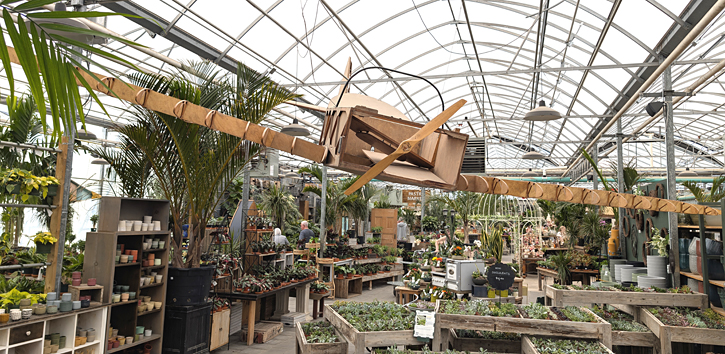 The Watering Can on Highway 8, Niagara. TravelBloggers.ca, Iain Shankland