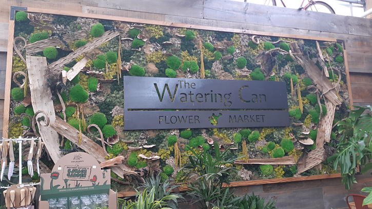 The Watering Can on Highway 8, Niagara. TravelBloggers.ca, Iain Shankland