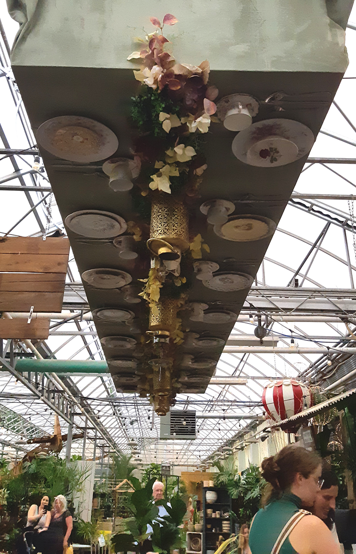 The Watering Can on Highway 8, Niagara. TravelBloggers.ca, Iain Shankland