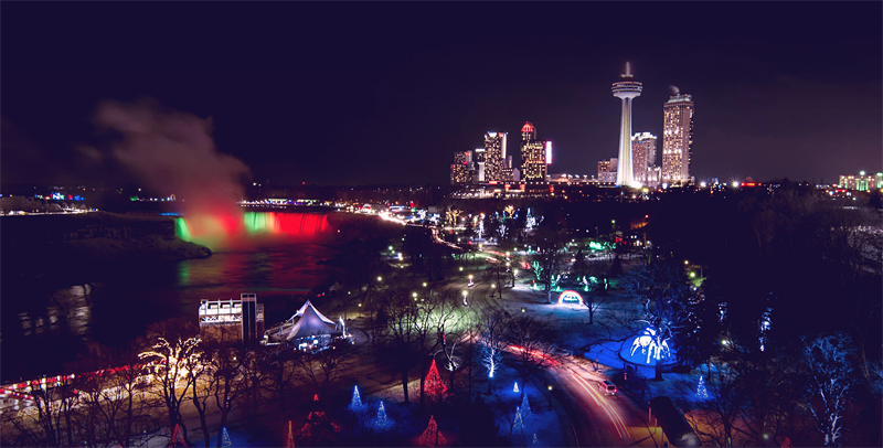 Niagara Falls - light festival, TravelBloggers.ca, Iain Shankland, Gail Shankland