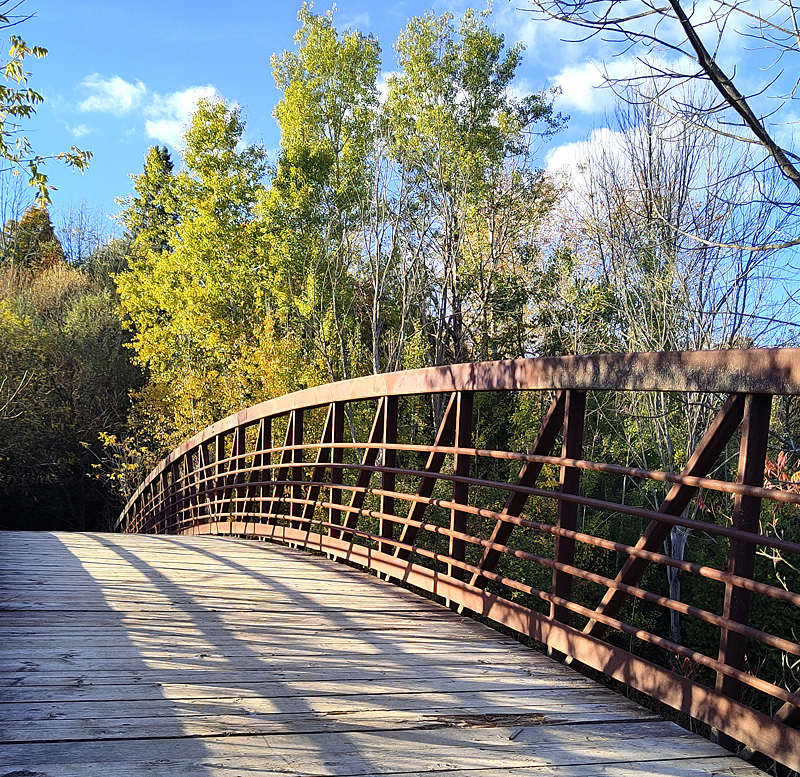Forks Of The Credit Provincial Park, TravelBloggers.ca, Iain Shankland, Gail Shankland